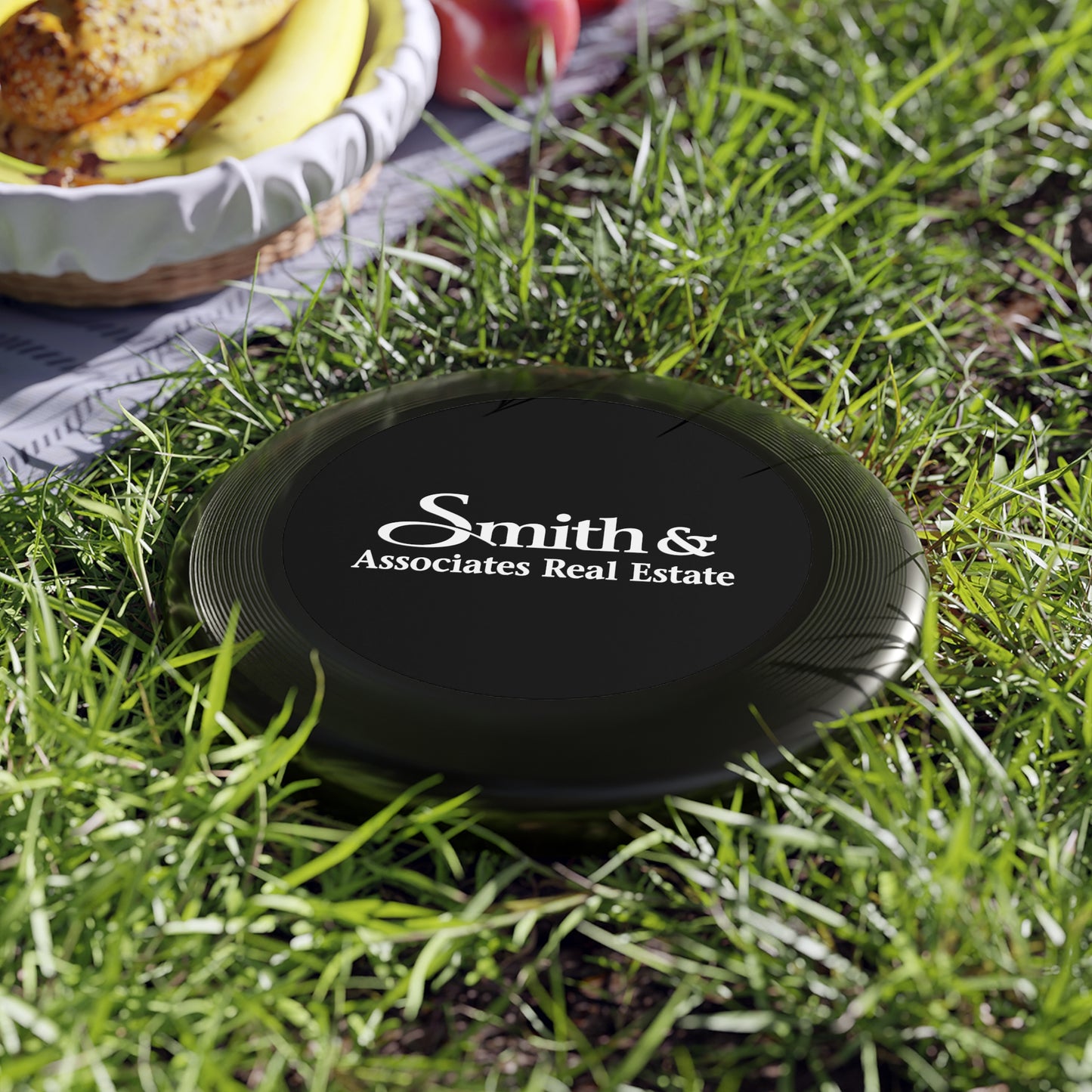 Smith & Associates Frisbee