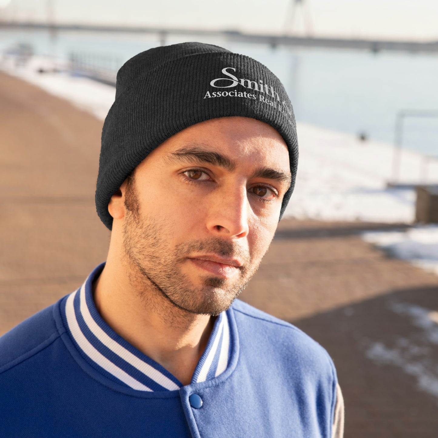 Smith & Associates Knit Beanie